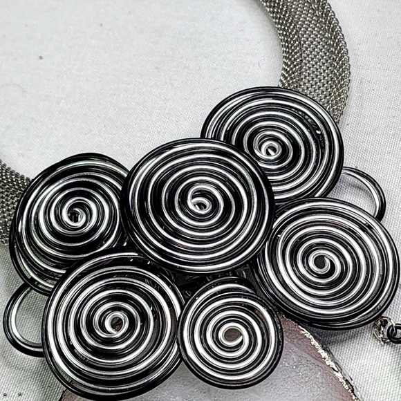 Large Silver Statement Wire Art and Druzy Stone Necklace with Earrings Set - Picture 5 of 12